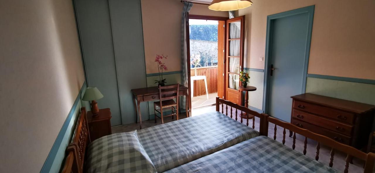 Le Fidele Bed and Breakfast Saint-Chamant Eksteriør billede